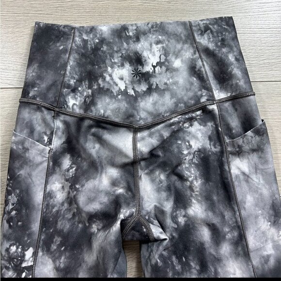 Athleta Salutation Stash Pocket II Capri Leggings in Gray Tie Dye - Picture 6 of 14